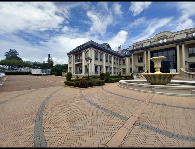1,403M² OFFICE TO LET IN BRYANSTON